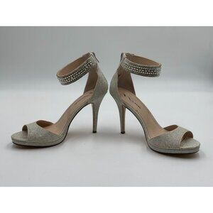 Womens Ladies Nina Silver Holiday Dress Up Shoes Jeweled Silver Metallic Size 9